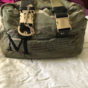 Gwen Stefani LAMB by Lesportsac Lambi Cami Toaster